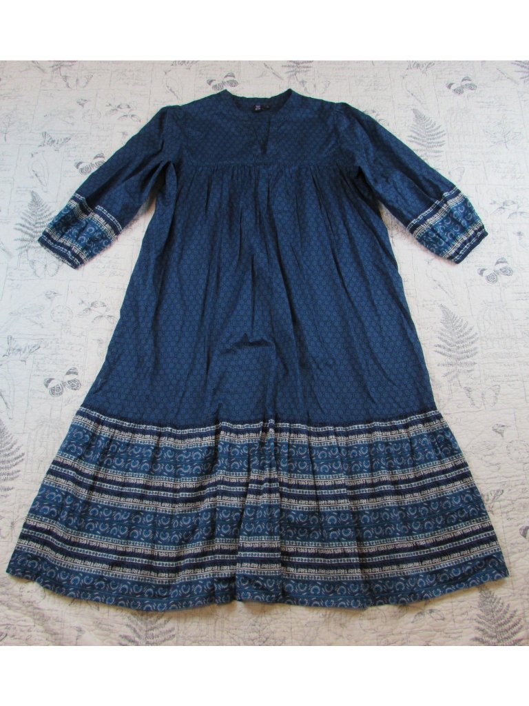 New Uniqlo X Anna Sui Women’s Dress Collaboration Cottage Core Light Weight Sz L — image 2 of 8